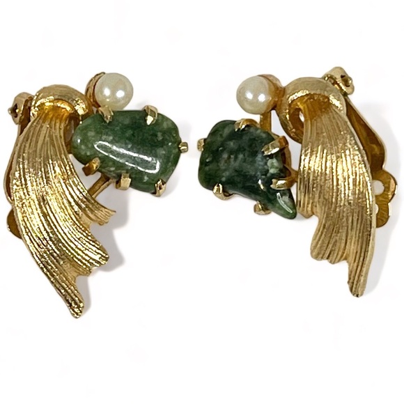 ❤️ Vintage LISNER Real Jade Stone Earrings - Picture 4 of 5